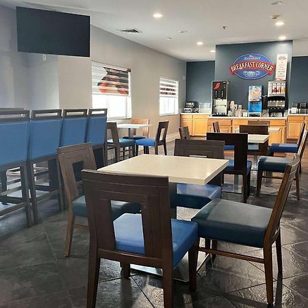 מלון Baymont By Wyndham Indianapolis Northeast מראה חיצוני תמונה