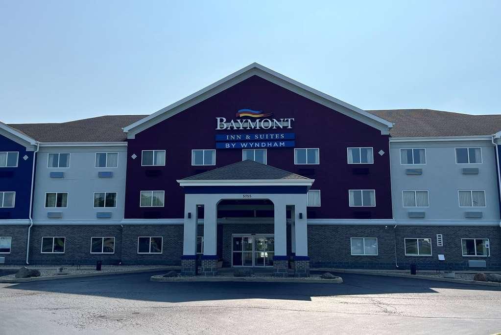 מלון Baymont By Wyndham Indianapolis Northeast מראה חיצוני תמונה