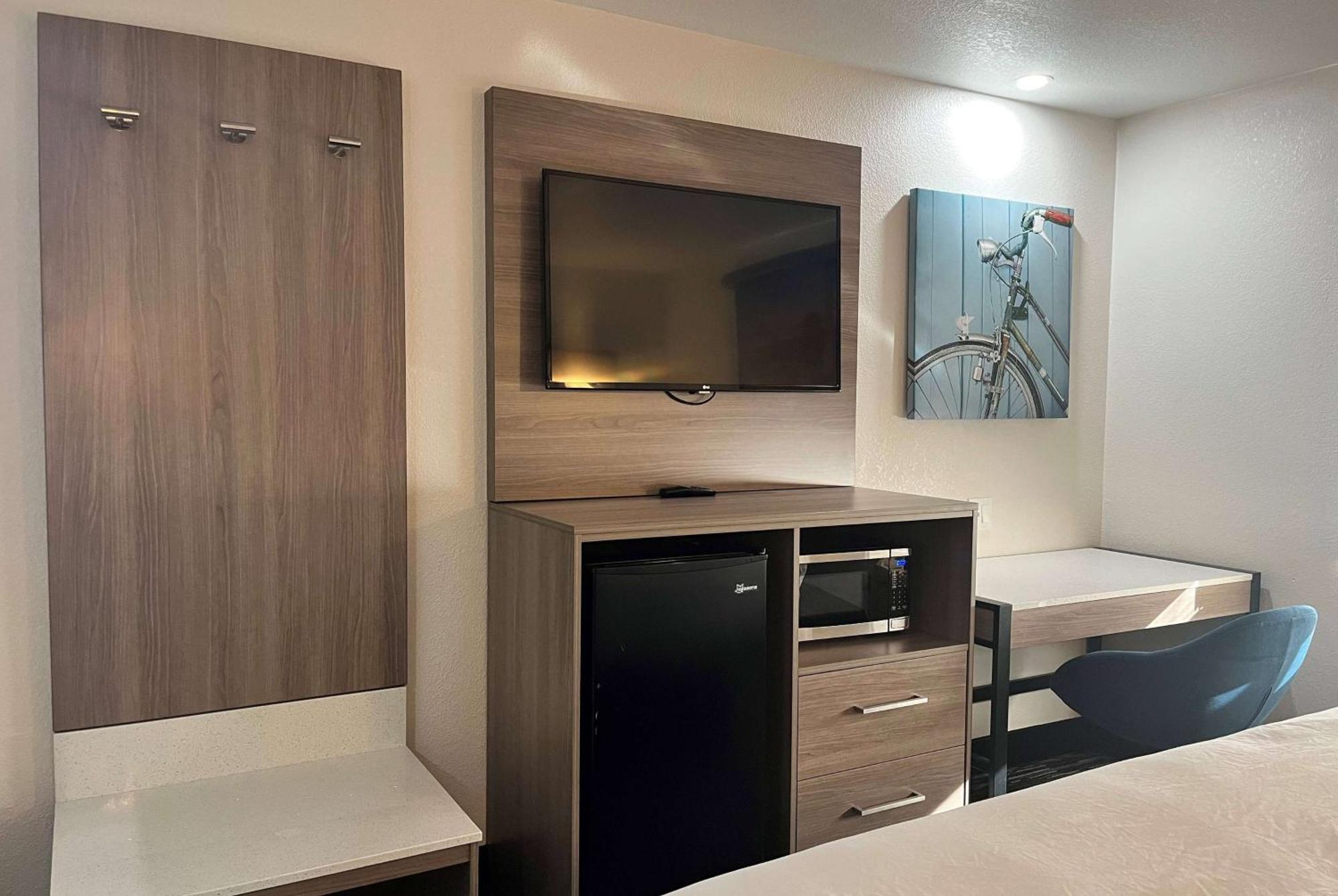 מלון Baymont By Wyndham Indianapolis Northeast מראה חיצוני תמונה