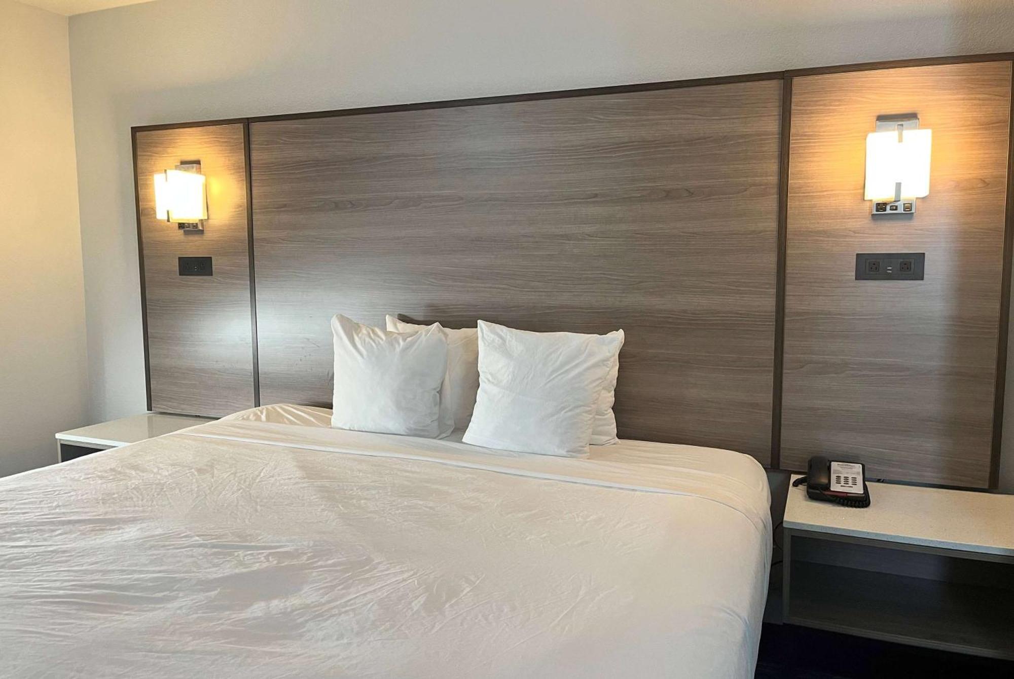 מלון Baymont By Wyndham Indianapolis Northeast מראה חיצוני תמונה