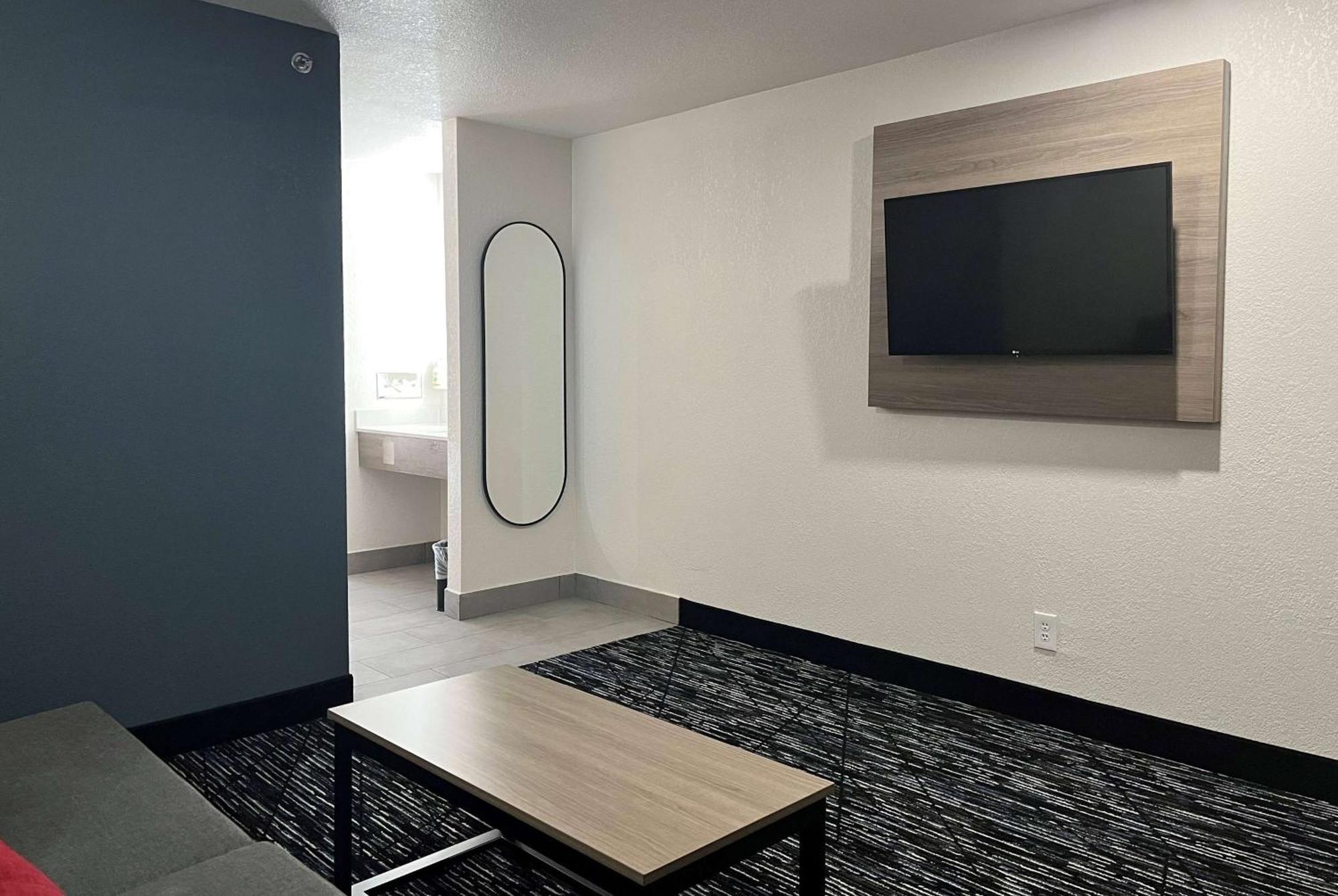 מלון Baymont By Wyndham Indianapolis Northeast מראה חיצוני תמונה