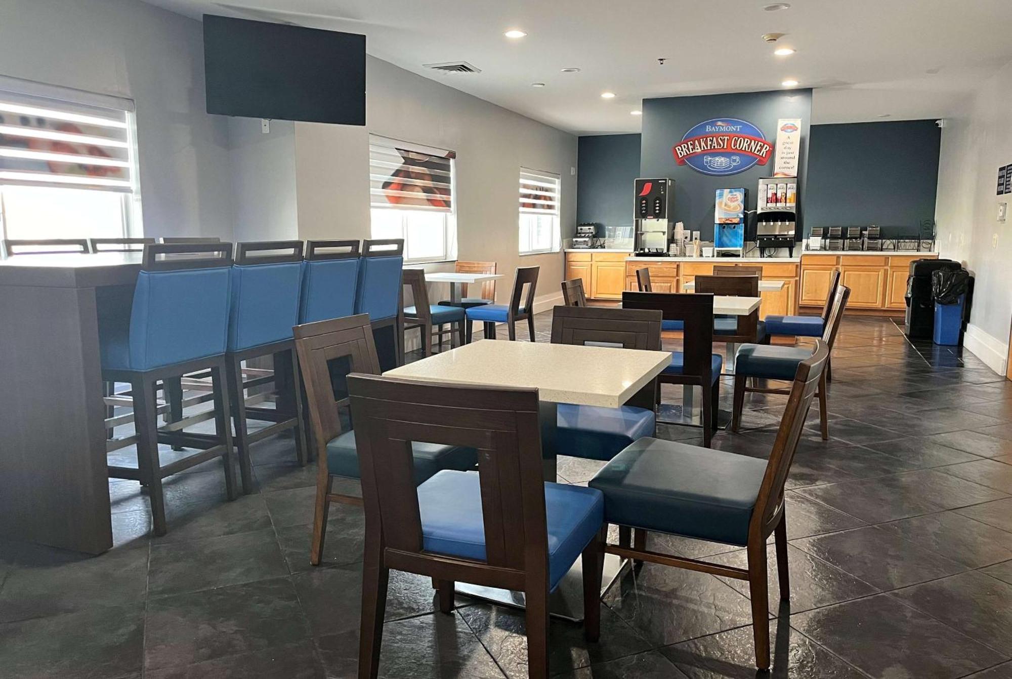 מלון Baymont By Wyndham Indianapolis Northeast מראה חיצוני תמונה